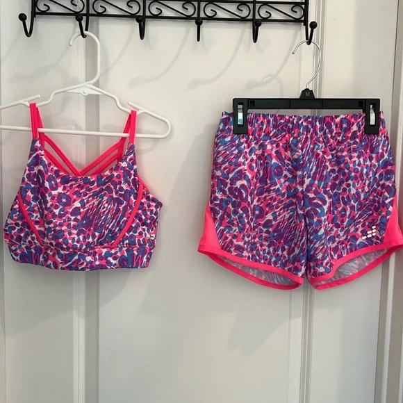 Girls Athletic Set - Picture 1 of 9